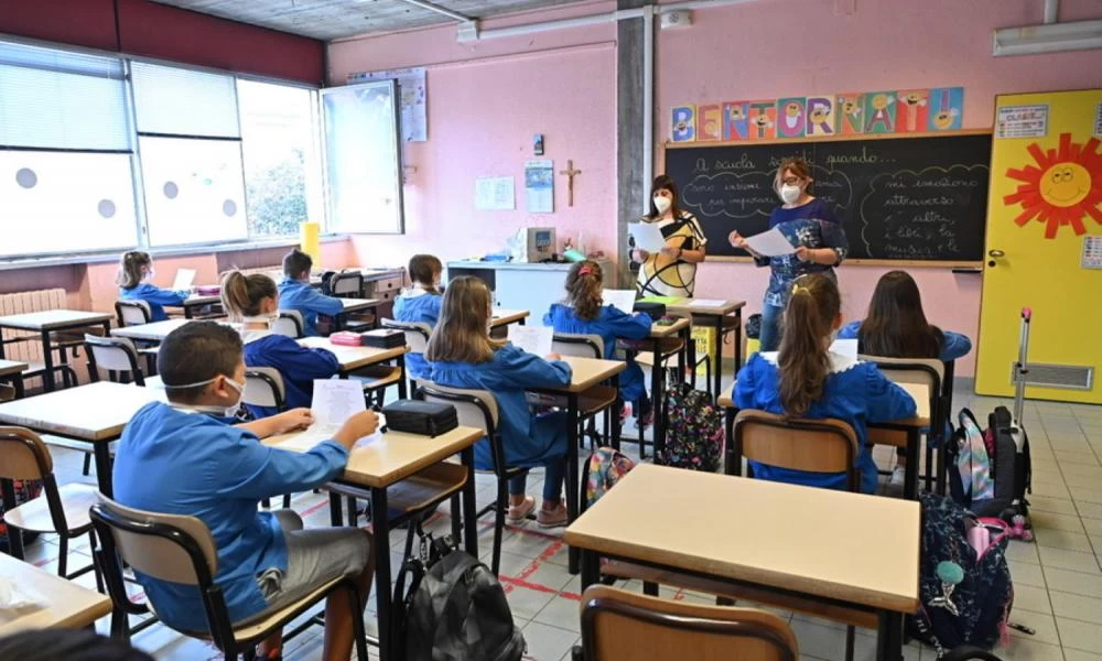 Ιταλία: Τα σχολεία ανοίγουν ξανά μετά τα Θεοφάνεια με νέα μέτρα προστασίας